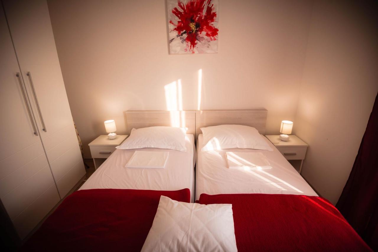 Apartmani Bare I Danica เกรบัชติซา ภายนอก รูปภาพ