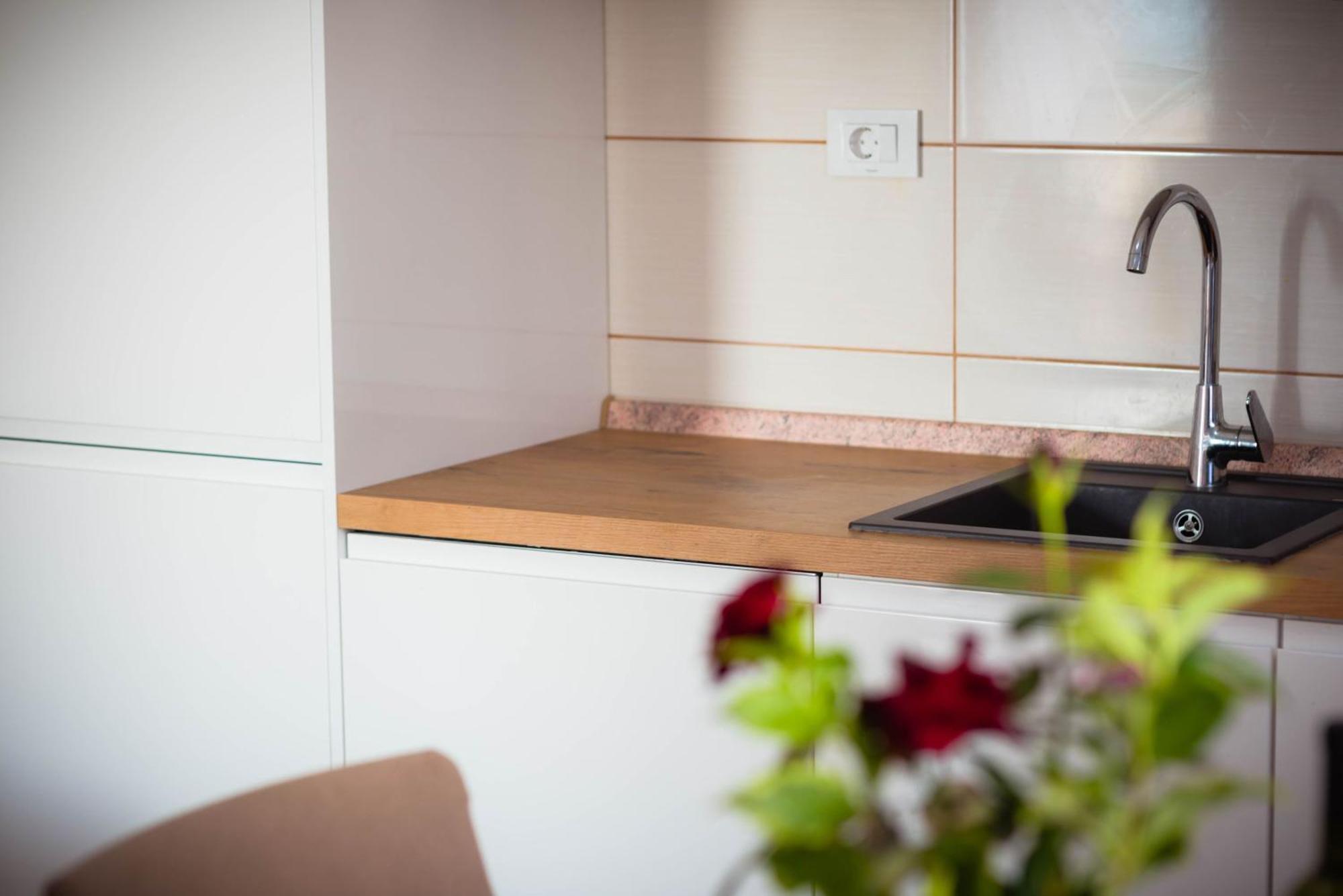 Apartmani Bare I Danica เกรบัชติซา ภายนอก รูปภาพ