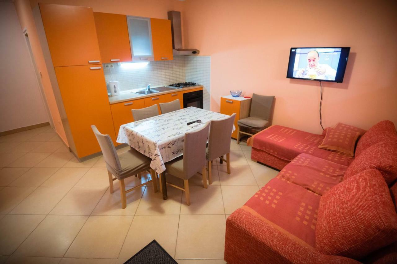 Apartmani Bare I Danica เกรบัชติซา ภายนอก รูปภาพ